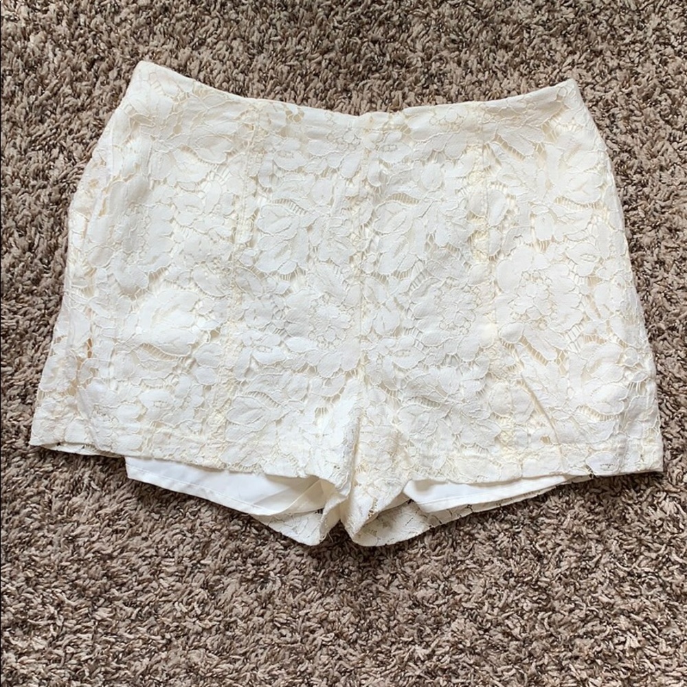 Lace shorts NWOT